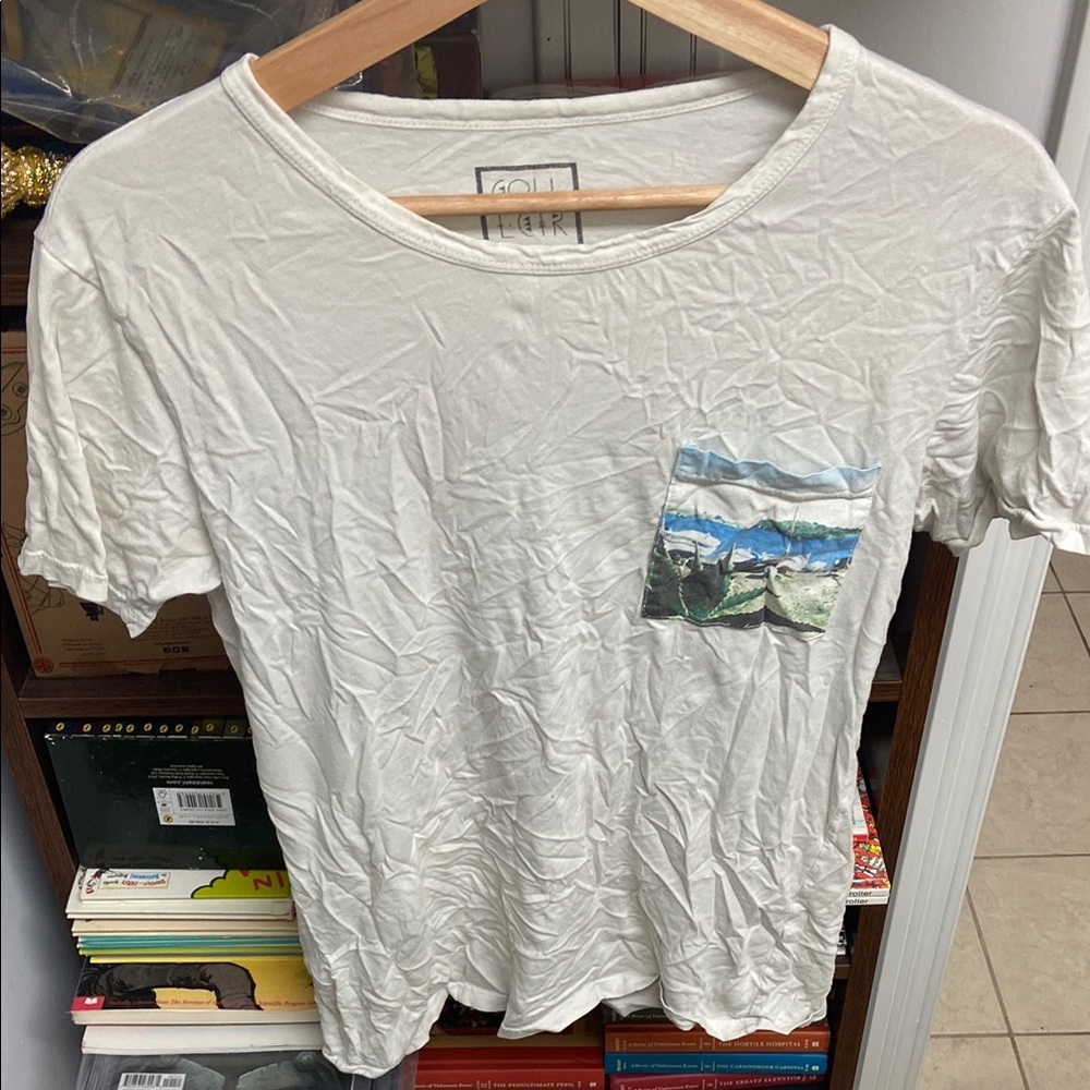 Men's White Graphic Pocket T-Shirt